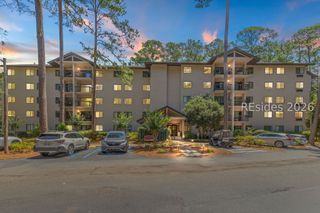 300 Woodhaven Dr Apt 1305, Hilton Head Island, SC 29928