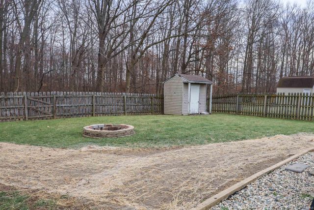 12720 Indiana Street, Grabill, IN 46741