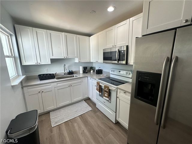 3067 Royal Palm AVE, Fort Myers, FL 33901