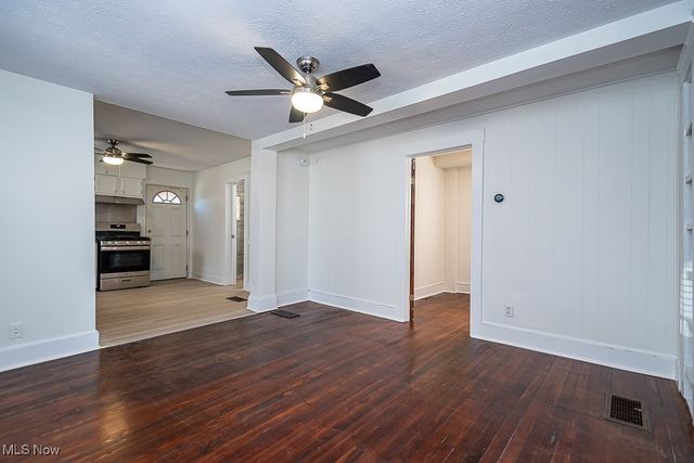 4205 Woodbine Avenue Lower, Cleveland, OH 44102