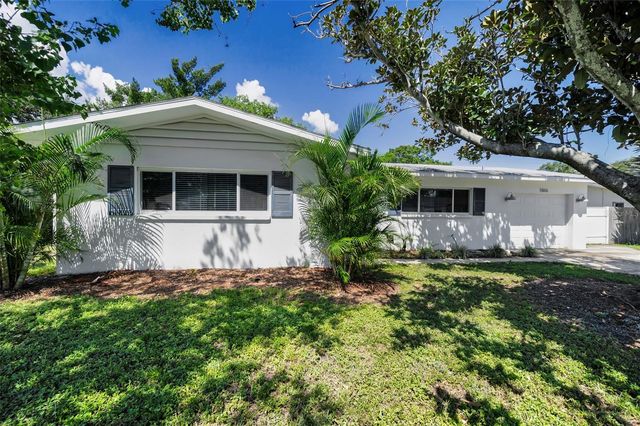 1866 MURRAY AVENUE, Clearwater, FL 33755