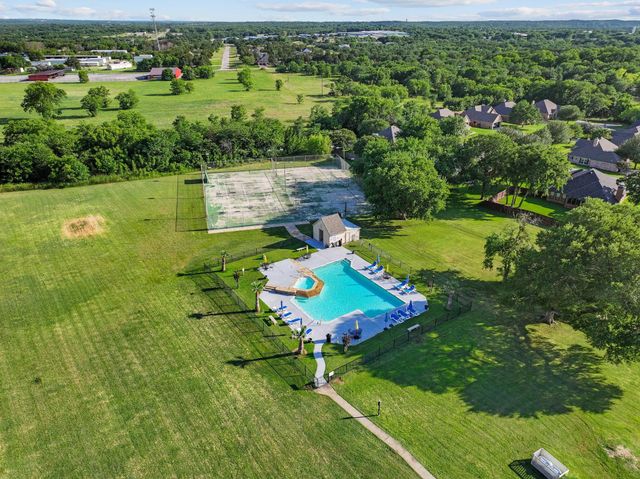 130 Summer Place Circle 130, Pottsboro, TX 75076