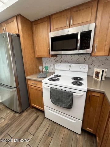 1527 E Prince Road, Tucson, AZ 85719