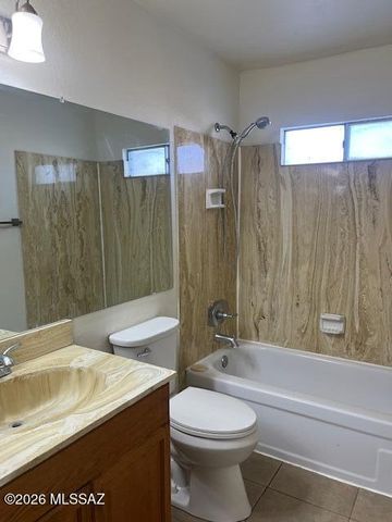 1527 E Prince Road, Tucson, AZ 85719