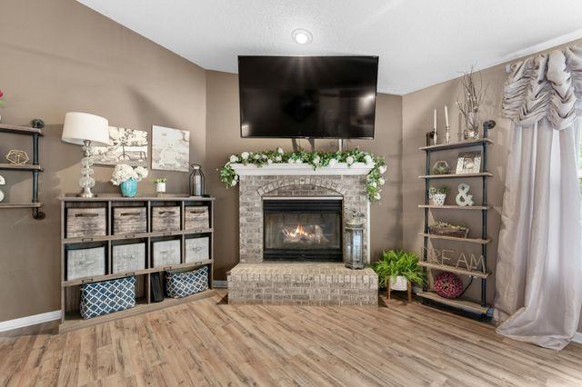 601 DUSTIN DR, Columbia, MO 65203