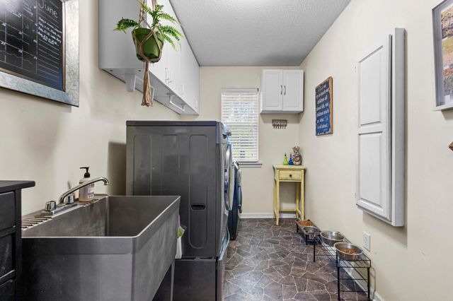 601 DUSTIN DR, Columbia, MO 65203