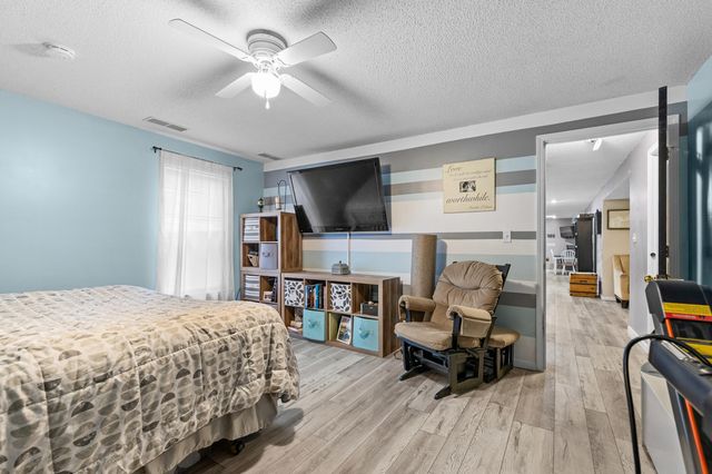 601 DUSTIN DR, Columbia, MO 65203