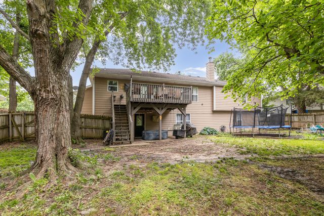601 DUSTIN DR, Columbia, MO 65203