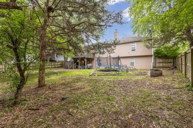 601 DUSTIN DR, Columbia, MO 65203