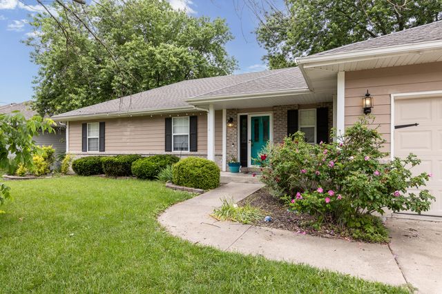 601 DUSTIN DR, Columbia, MO 65203