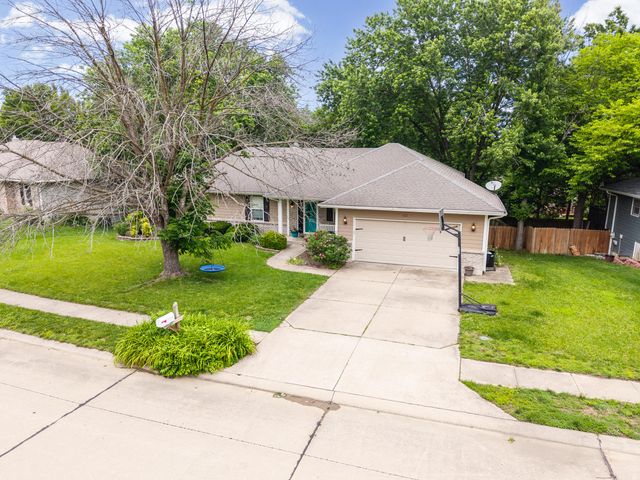 601 DUSTIN DR, Columbia, MO 65203