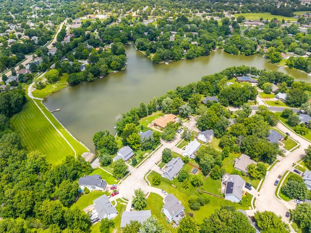 601 DUSTIN DR, Columbia, MO 65203