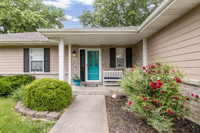 601 DUSTIN DR, Columbia, MO 65203
