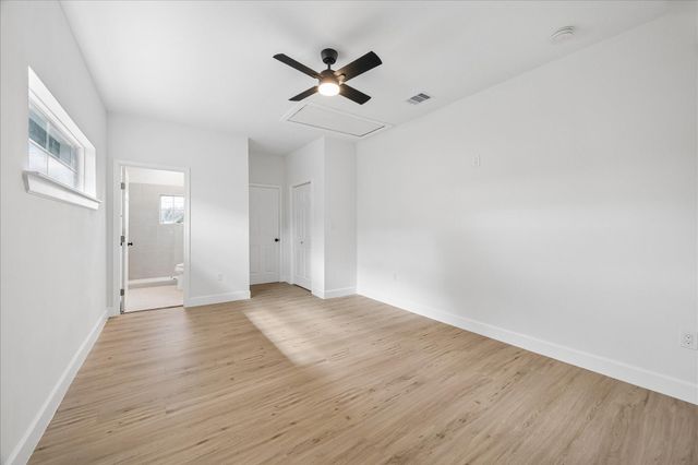 7702 Sealey Street, Houston, TX 77088