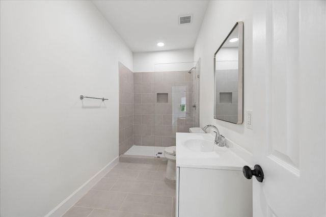 7702 Sealey Street, Houston, TX 77088