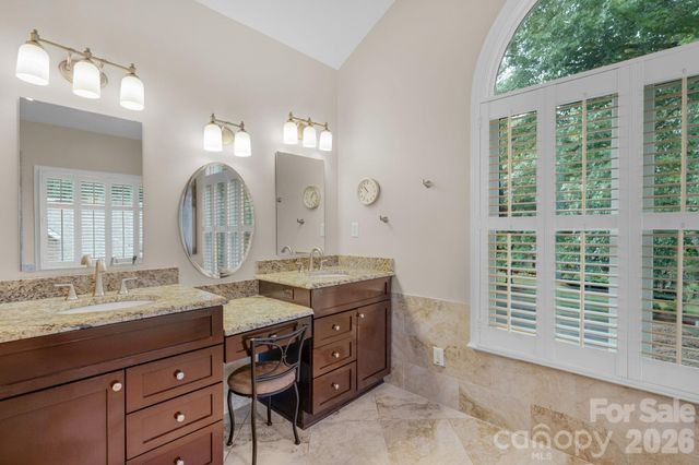 10514 Old Wayside Road, Charlotte, NC 28277