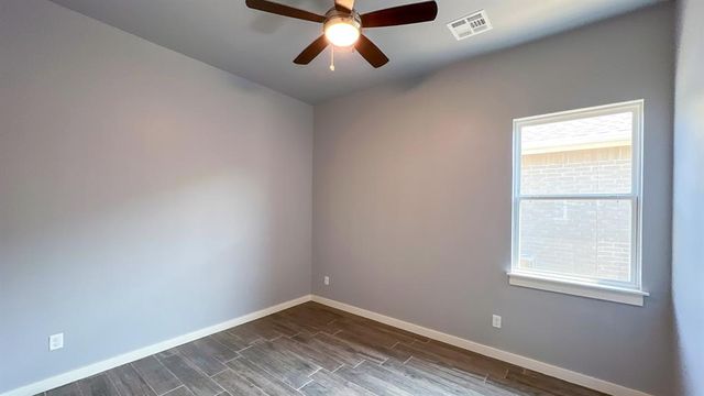 505 Remington Avenue, Jones, OK 73049