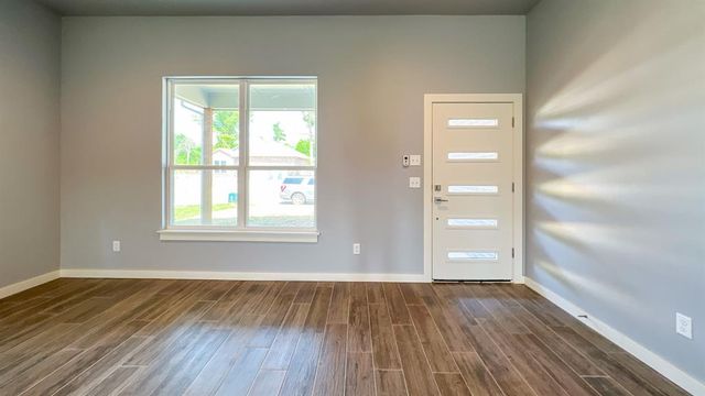 505 Remington Avenue, Jones, OK 73049