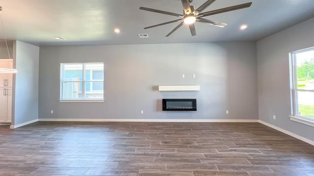 505 Remington Avenue, Jones, OK 73049