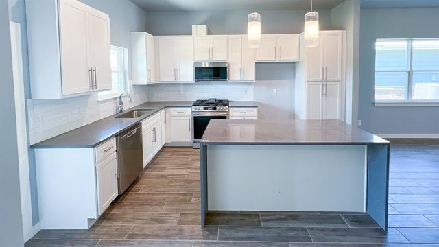 505 Remington Avenue, Jones, OK 73049