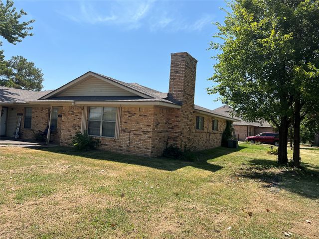 2901 Charity Road, Commerce, TX 75428