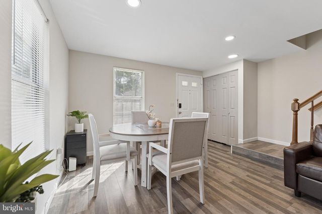35 BICKEL CT, Sterling, VA 20165
