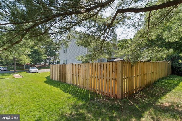 35 BICKEL CT, Sterling, VA 20165