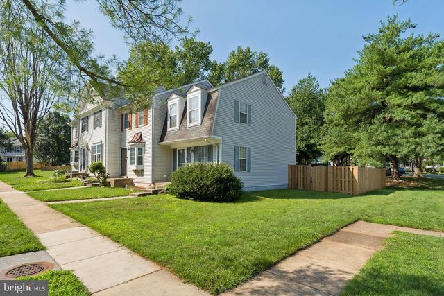 35 BICKEL CT, Sterling, VA 20165