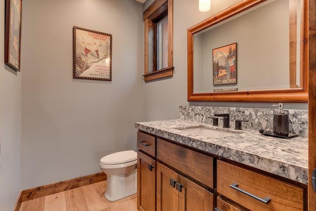 240 Eastview Drive, Tahoe City, CA 96145