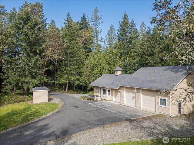 11 E Mindy Lane, Sequim, WA 98382