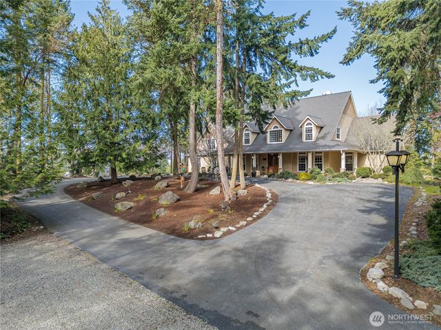 11 E Mindy Lane, Sequim, WA 98382