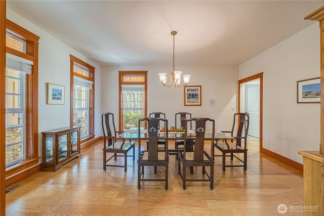 11 E Mindy Lane, Sequim, WA 98382