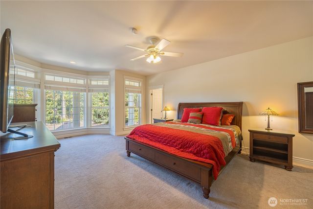 11 E Mindy Lane, Sequim, WA 98382