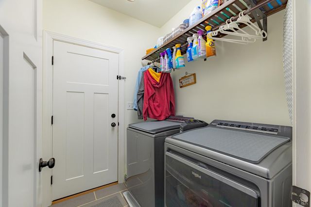 217 Sunset Ridge Drive, Concord, VA 24538