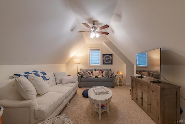 217 Sunset Ridge Drive, Concord, VA 24538