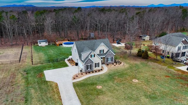 217 Sunset Ridge Drive, Concord, VA 24538