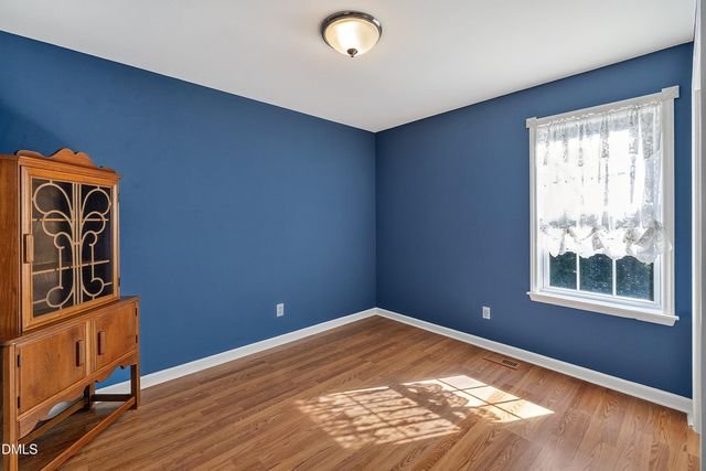 112 Waiters Way, Youngsville, NC 27596