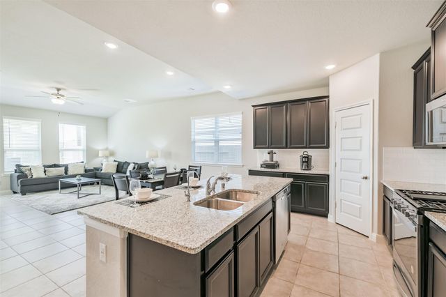 918 Pismo Lane, Rosharon, TX 77583