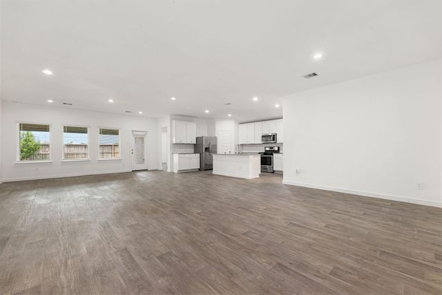 6931 Dell Vista Drive, Rosenberg, TX 77469