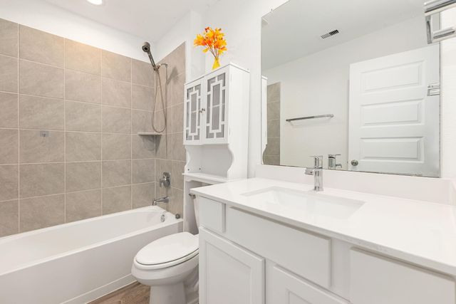 6931 Dell Vista Drive, Rosenberg, TX 77469