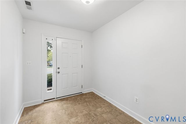 4813 Sapphire Dr, Midlothian, VA 23112
