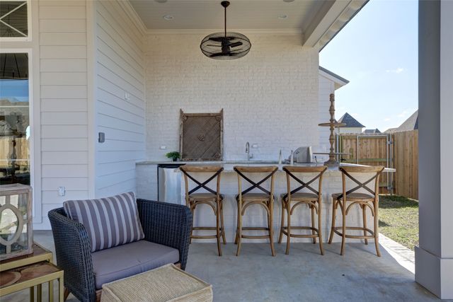 414 Cross Ridge Court, Shreveport, LA 71106