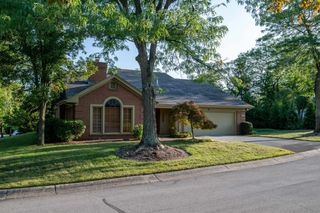 2805 Little River Run, Fort Wayne, IN 46804