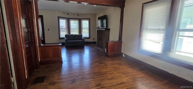 87 Hayden Street, Buffalo, NY 14210