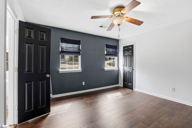 1301 Winding Way, Taylors, SC 29687