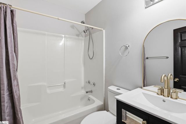 1301 Winding Way, Taylors, SC 29687