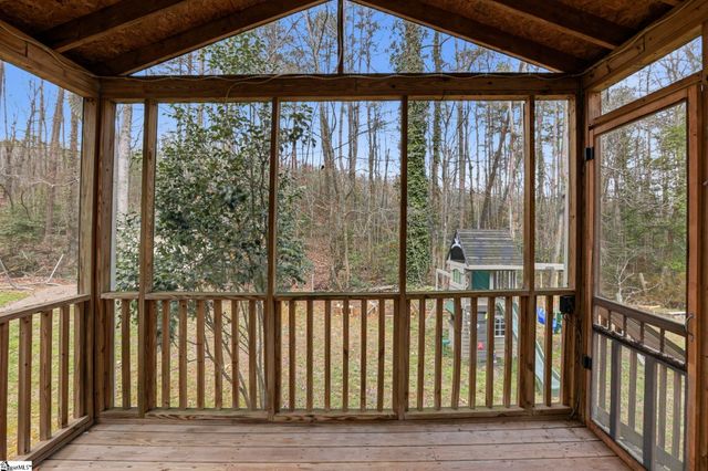 1301 Winding Way, Taylors, SC 29687