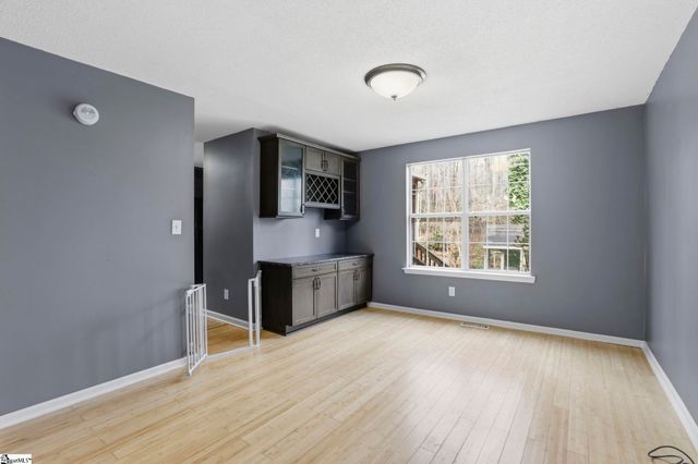 1301 Winding Way, Taylors, SC 29687