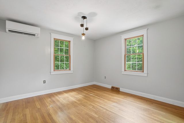 4 Shawkemo Path, Franklin, MA 02038