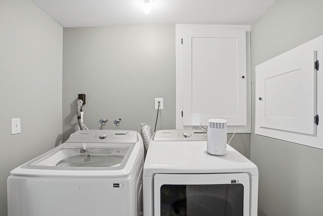 4 Shawkemo Path, Franklin, MA 02038